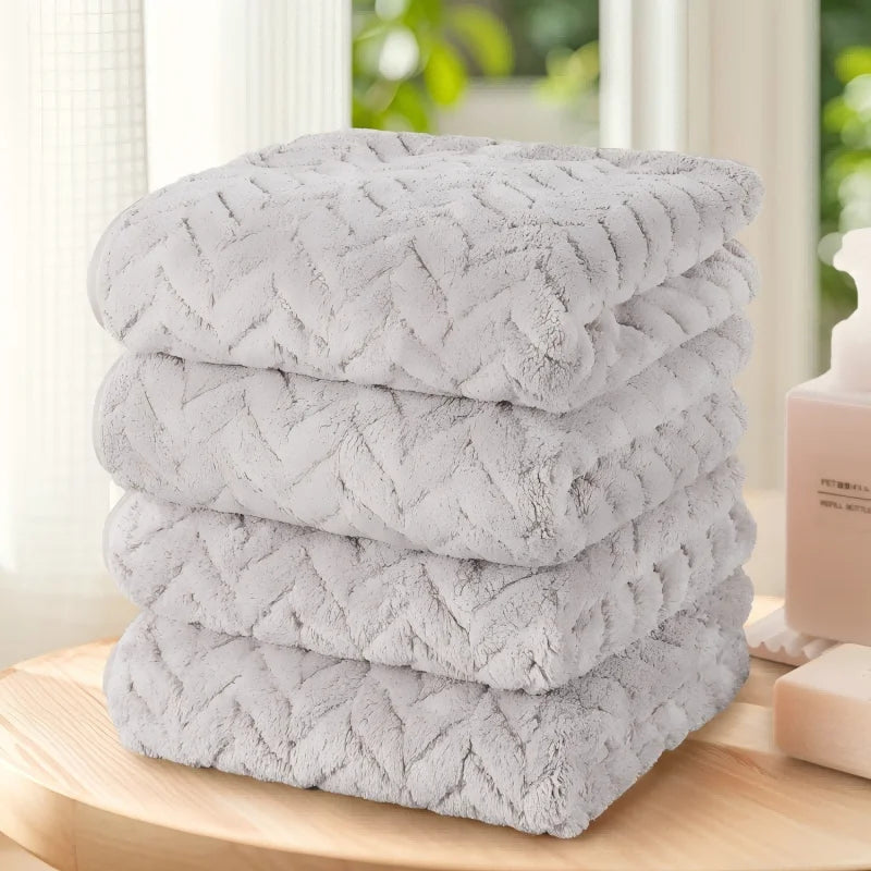 Solid Color 4-Piece Soft Highly Absorbent Towel Set.