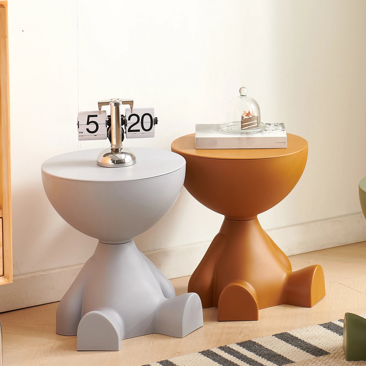 Small Round Multi-Use Coffee Table with Lift Off Top.