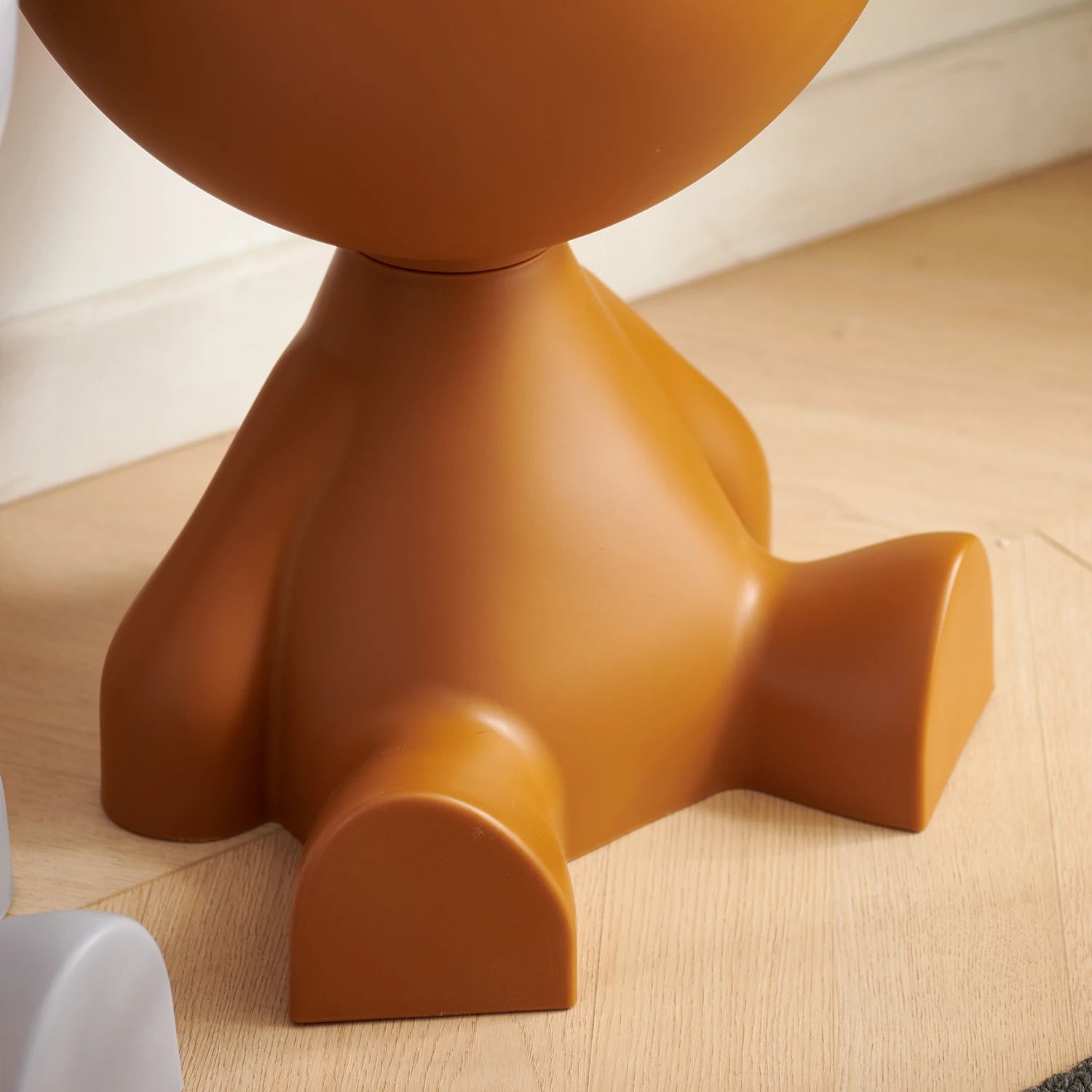 Small Round Multi-Use Coffee Table with Lift Off Top.