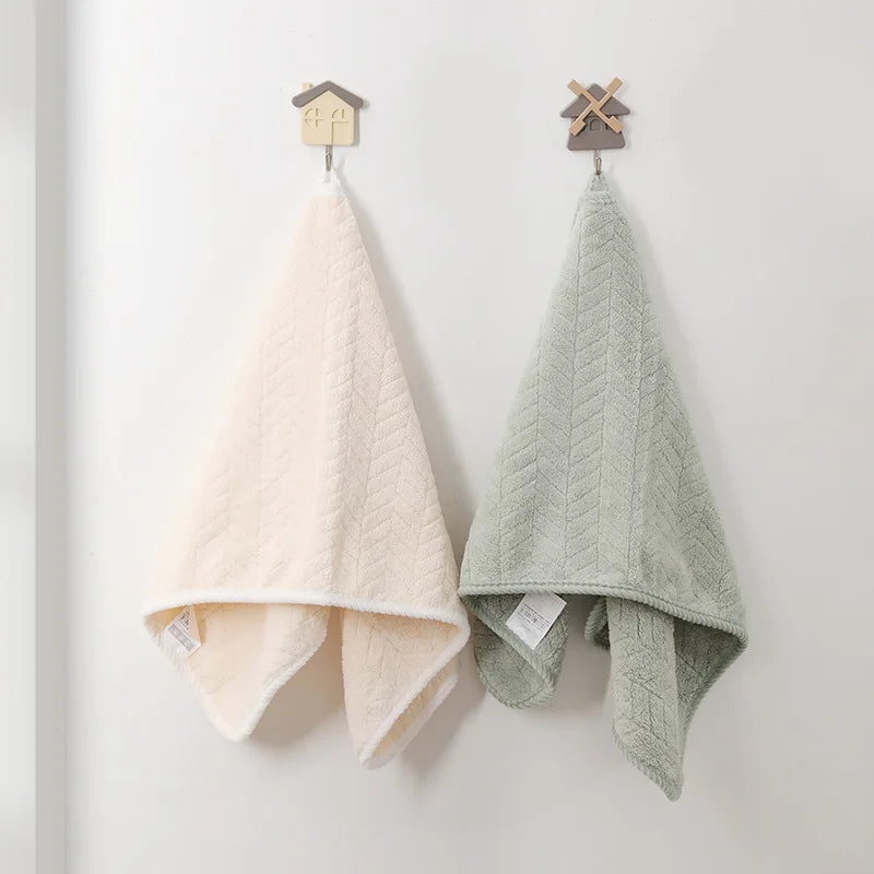 Solid Color 4-Piece Soft Highly Absorbent Towel Set.